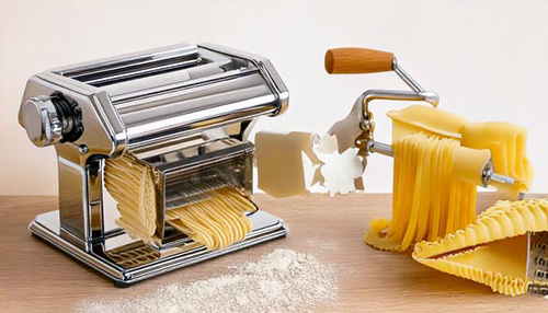 Strojky na výrobu těstovin