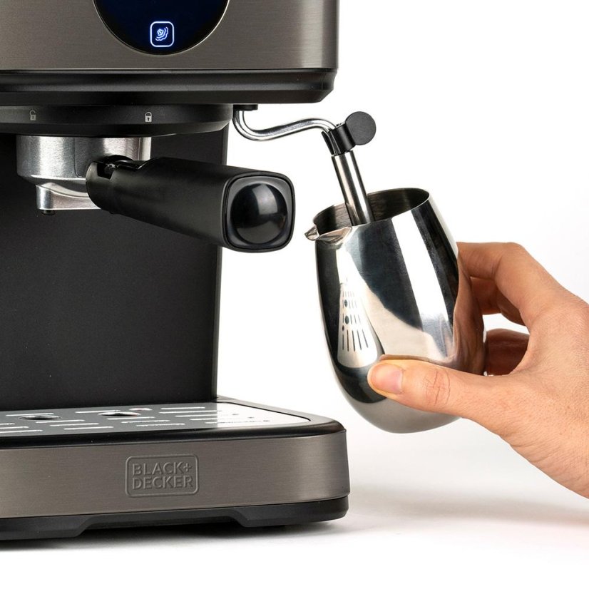 Kávovar Black + Decker BXCO850E stříbrný