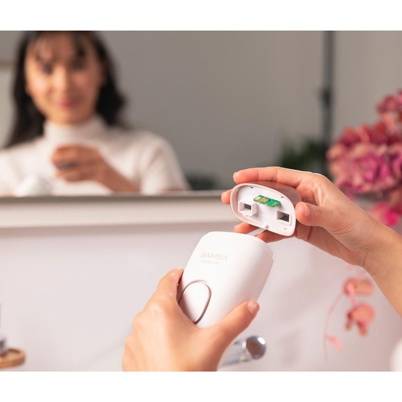 Epilátor Cecotec Bamba SkinCare 4245 bílý