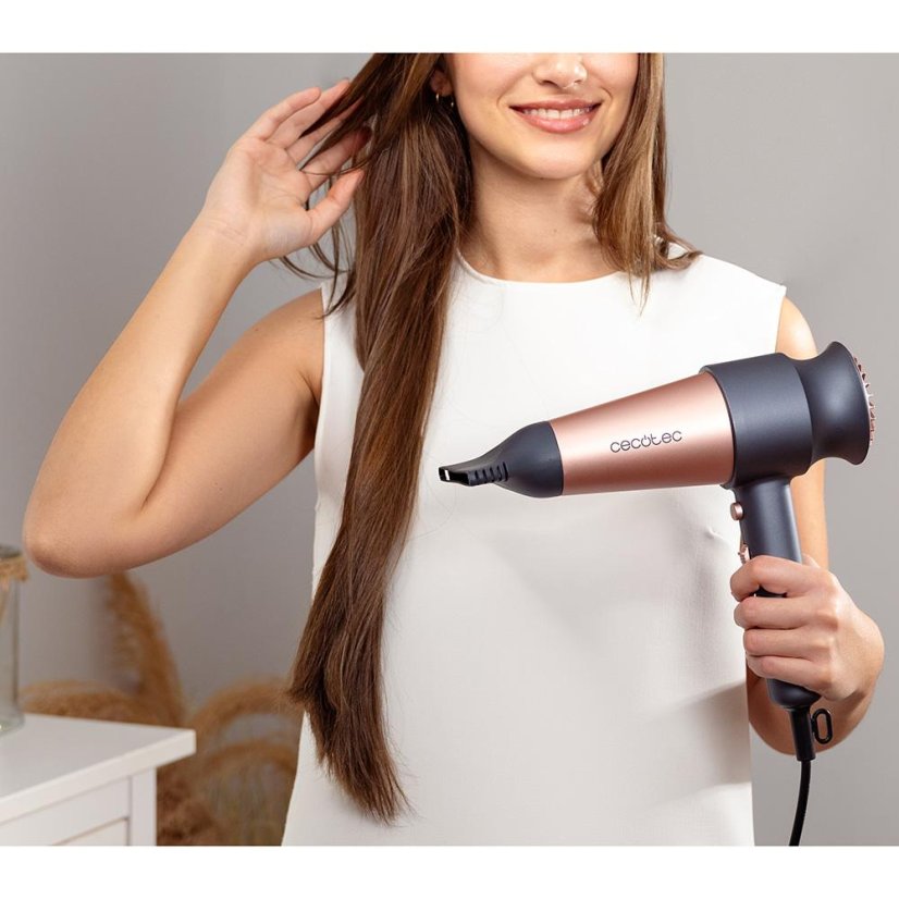 Fén na vlasy Cecotec Bamba Ionicare 4410 černo-růžový