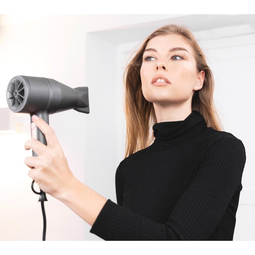 Fén na vlasy Cecotec Bamba Ionicare 5500, 4210 černý