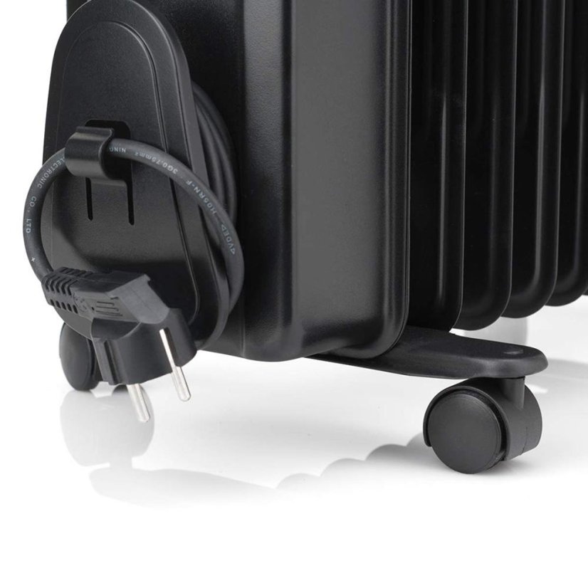 Radiátor Black+Decker BXRA2300E černý