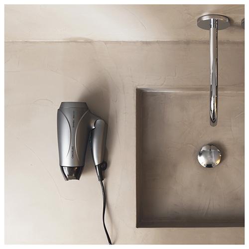 Fén na vlasy Cecotec Bamba Ionicare Power and Go Black  4327 černý