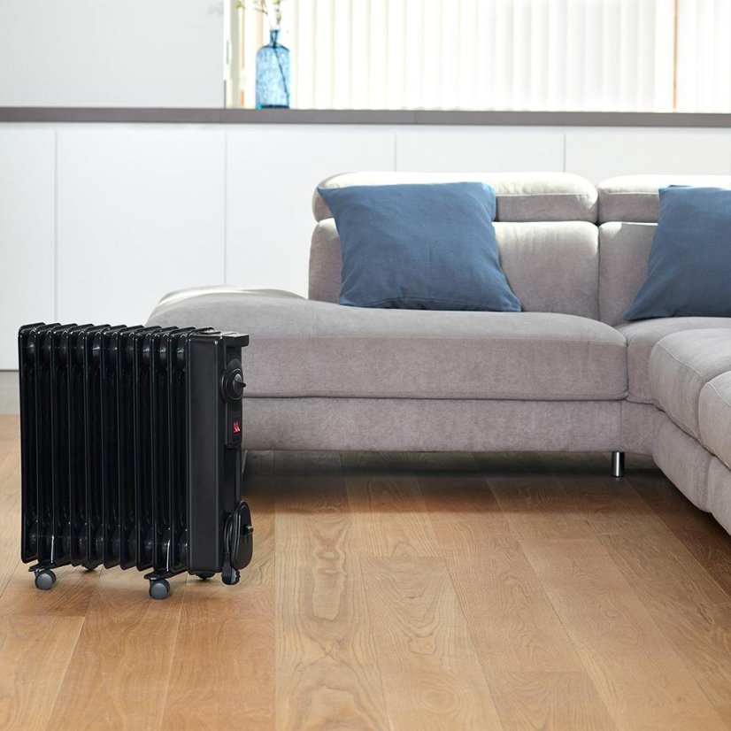 Radiátor Black+Decker BXRA2300E černý