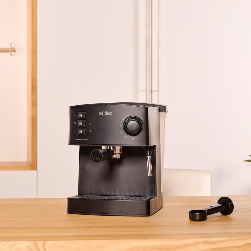 Kávovar Solac CE4482 černý