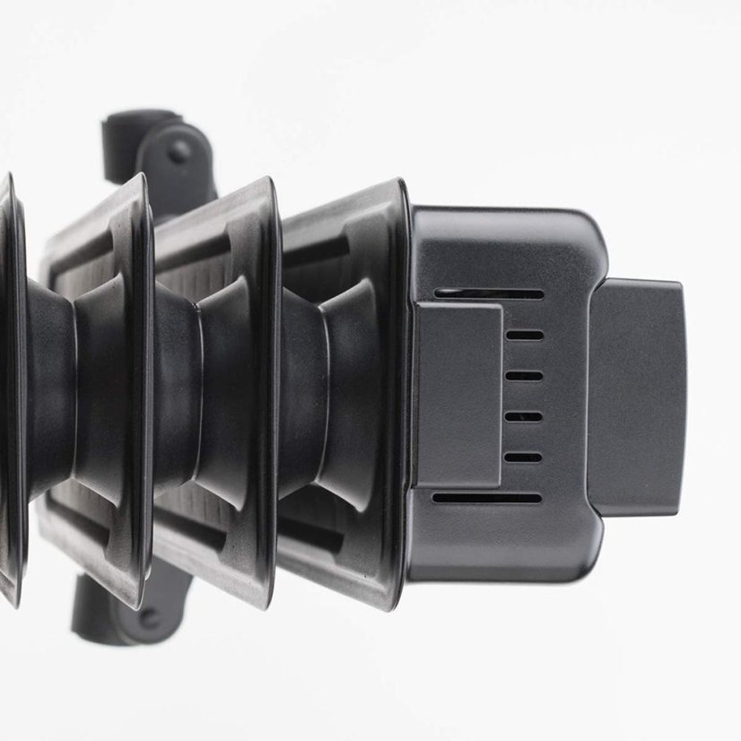 Radiátor Black+Decker BXRA2300E černý