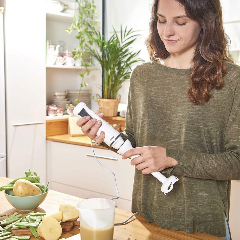 Tyčový mixér Black+Decker BXHB600E bílý