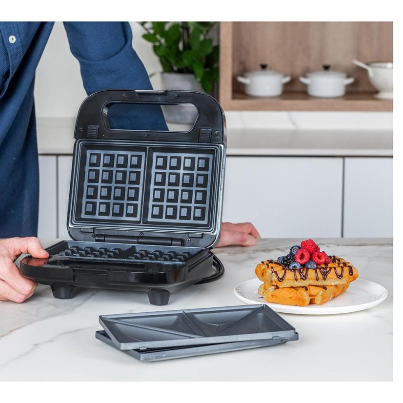 Toustovač Black+Decker BXSA754E nerez