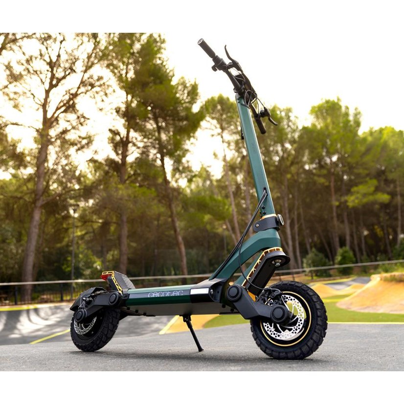 Elektrická koloběžka Cecotec Bongo Serie Z Mountain 7315 černo-zlatá