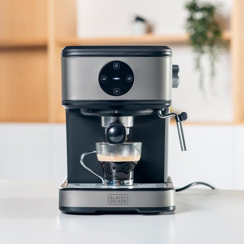 Kávovar Black + Decker BXCO850E stříbrný